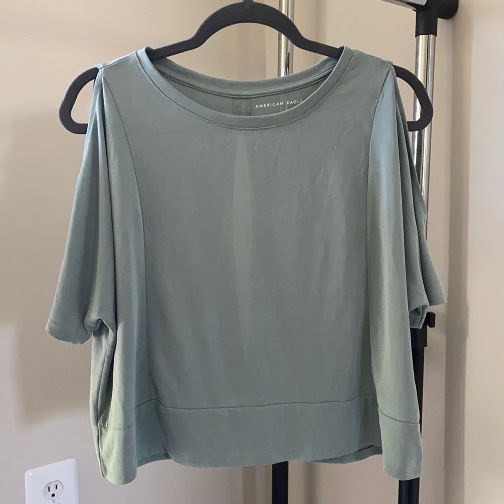 Never worn American eagle shirt